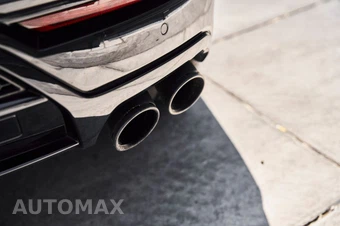 2022 Lamborghini Urus – miniatura 11