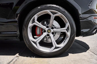 2022 Lamborghini Urus – miniatura 19