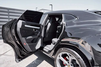 2022 Lamborghini Urus – miniatura 28