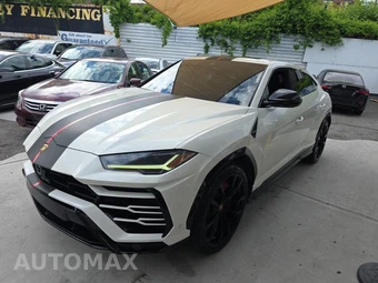 2022 Lamborghini Urus