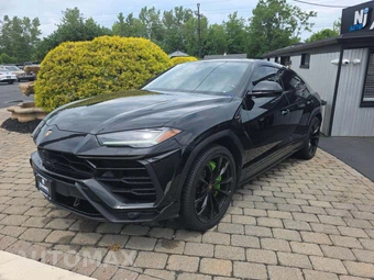 2022 Lamborghini Urus