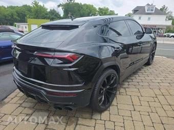 2022 Lamborghini Urus – miniatura 3
