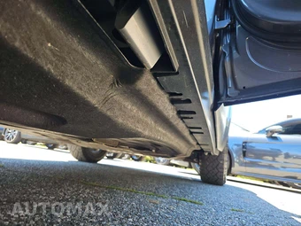 2022 Land Rover Defender 110 S – miniatura 17