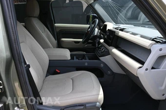 2022 Land Rover Defender 110 S - miniatura 17