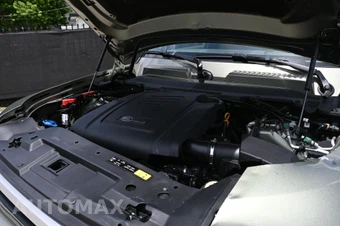 2022 Land Rover Defender 110 S - miniatura 24