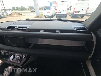 2022 Land Rover Defender 110 S – miniatura 19