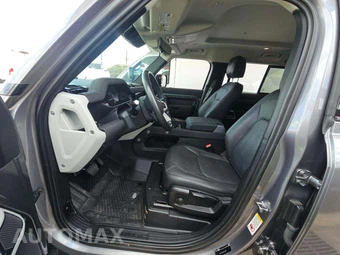 2022 Land Rover Defender 110 S – miniatura 6