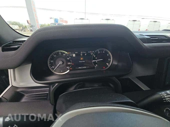 2022 Land Rover Defender 110 S – miniatura 9