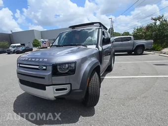 2022 Land Rover Defender 110 SE