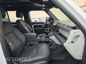2022 Land Rover Defender 110 SE - miniatura 15