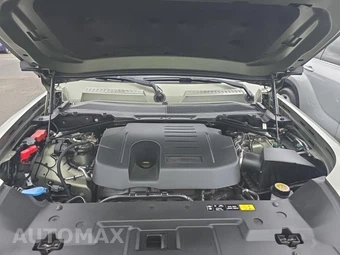 2022 Land Rover Defender 110 SE – miniatura 19