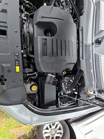 2022 Land Rover Defender 110 SE - miniatura 22