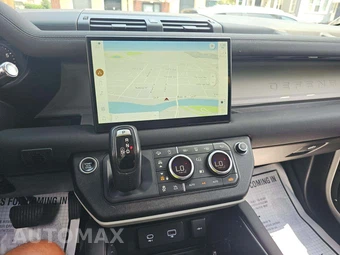 2022 Land Rover Defender 110 SE – miniatura 10
