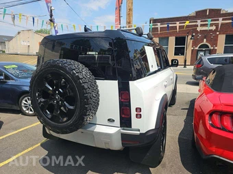 2022 Land Rover Defender 110 SE – miniatura 3