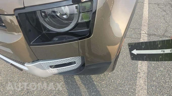 2022 Land Rover Defender 110 SE – miniatura 25