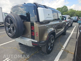 2022 Land Rover Defender 110 SE – miniatura 4