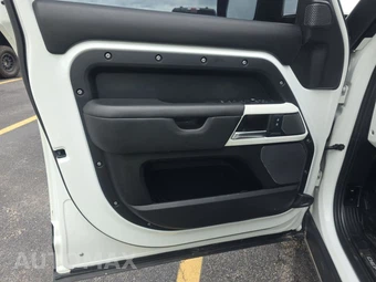 2022 Land Rover Defender 110 X-Dynamic HSE - miniatura 9
