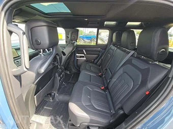 2022 Land Rover Defender 110 X-Dynamic HSE - miniatura 13