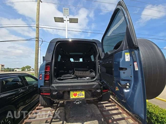 2022 Land Rover Defender 110 X-Dynamic HSE - miniatura 14