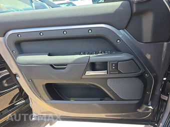 2022 Land Rover Defender 110 X-Dynamic SE – miniatura 9
