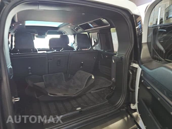 2022 Land Rover Defender 110 X-Dynamic SE – miniatura 16