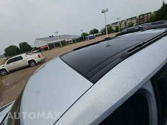 2022 Land Rover Defender 110 XS Edition - miniatura 12