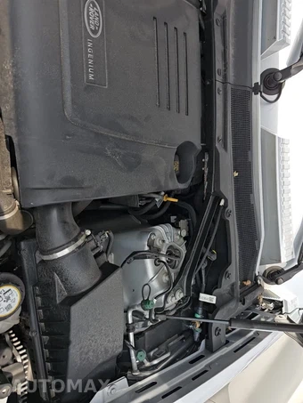 2022 Land Rover Defender 90 S – miniatura 21