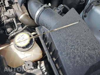 2022 Land Rover Defender 90 S – miniatura 22