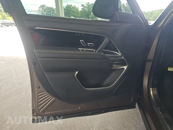 2022 Land Rover Range Rover SE - miniatura 9