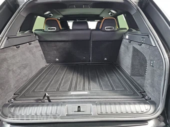 2022 Land Rover Range Rover Sport SVR Carbon Edition - miniatura 16