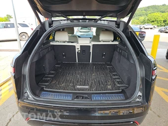 2022 Land Rover Range Rover Velar S - miniatura 17