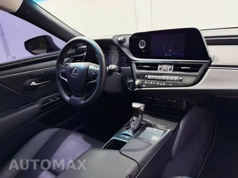 2022 Lexus ES 300h – miniatura 14