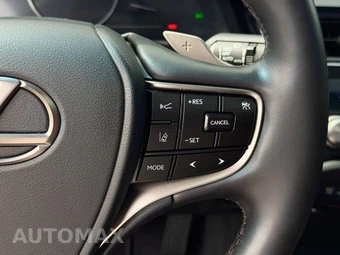 2022 Lexus ES 300h – miniatura 20
