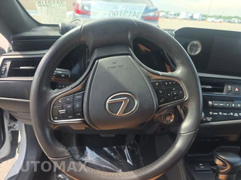 2022 Lexus ES 350 – miniatura 10