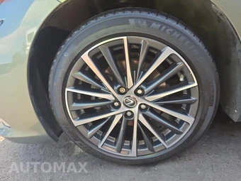 2022 Lexus ES 350 - miniatura 8