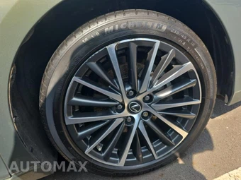 2022 Lexus ES 350 - miniatura 9