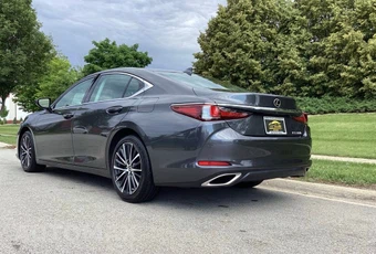 2022 Lexus ES 350 - miniatura 11
