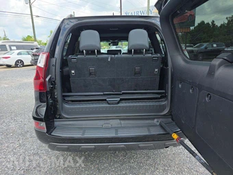 2022 Lexus GX 460 - miniatura 12