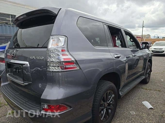 2022 Lexus GX 460 Premium – miniatura 3