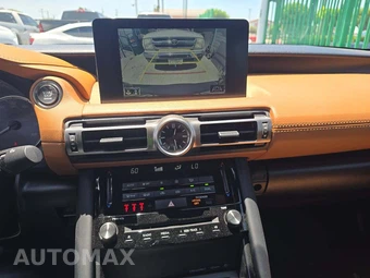 2022 Lexus IS 300 – miniatura 10