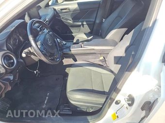 2022 Lexus IS 300 – miniatura 7