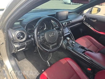 2022 Lexus IS 300 – miniatura 11