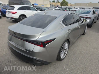 2022 Lexus IS 300 – miniatura 4