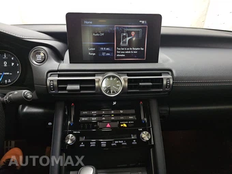 2022 Lexus IS 300 – miniatura 11