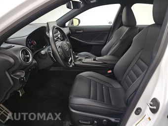2022 Lexus IS 300 – miniatura 7