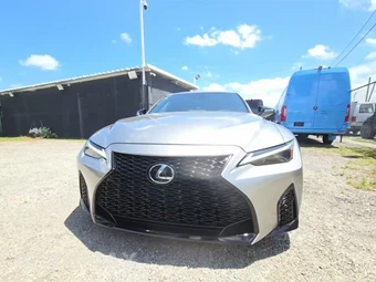 2022 Lexus IS 350 F SPORT - miniatura 2