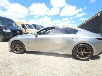 2022 Lexus IS 350 F SPORT - miniatura 3