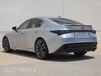 2022 Lexus IS 350 F SPORT - miniatura 3