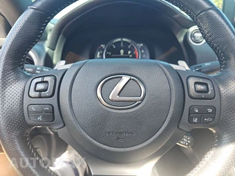 2022 Lexus IS 350 F SPORT - miniatura 10