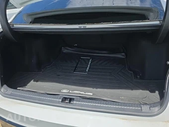 2022 Lexus IS 350 F SPORT - miniatura 19
